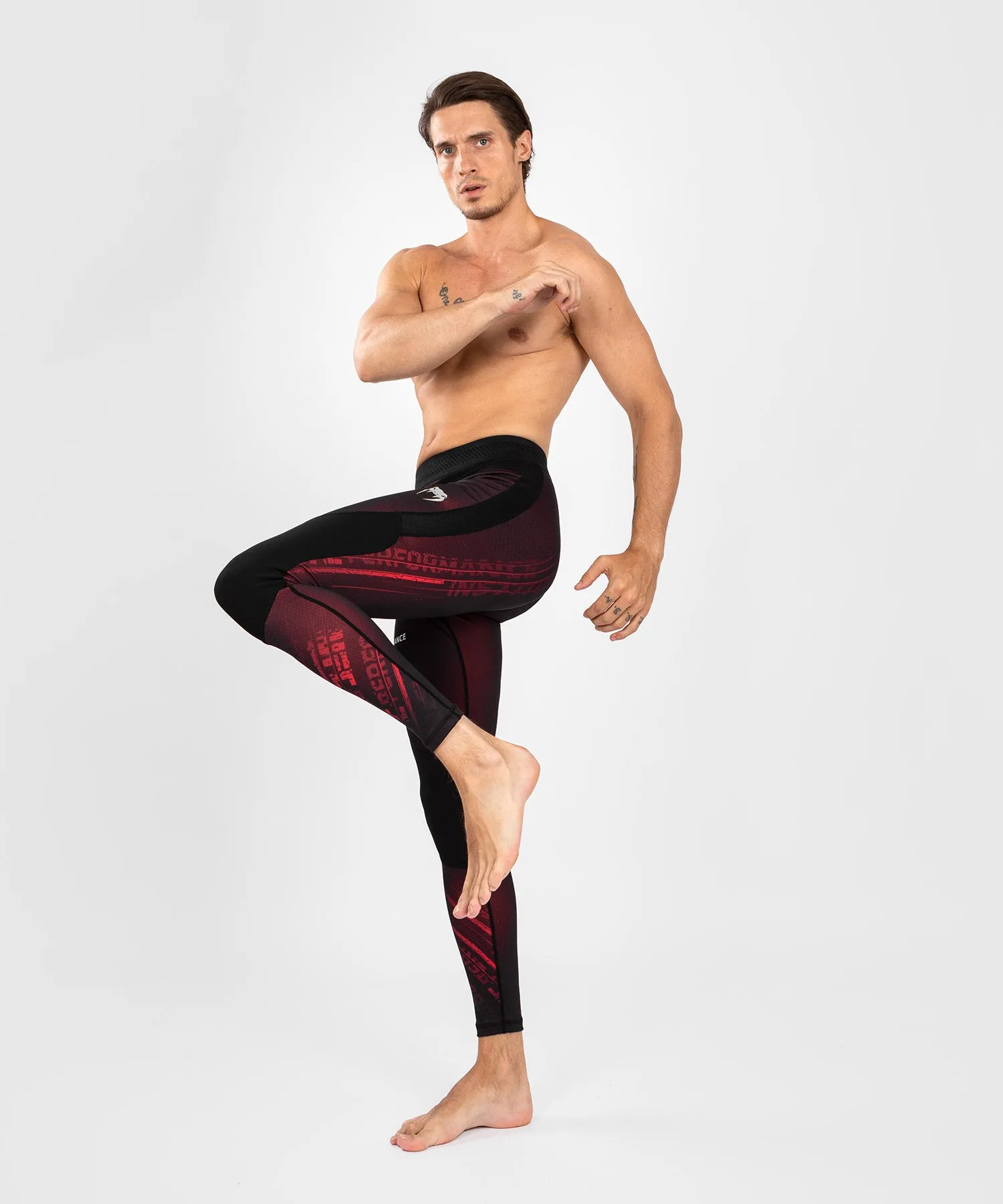 UFC PERFORMANCE INSTITUTE 2.0 MALLA DE HOMBRE  NEGRA/ROJA