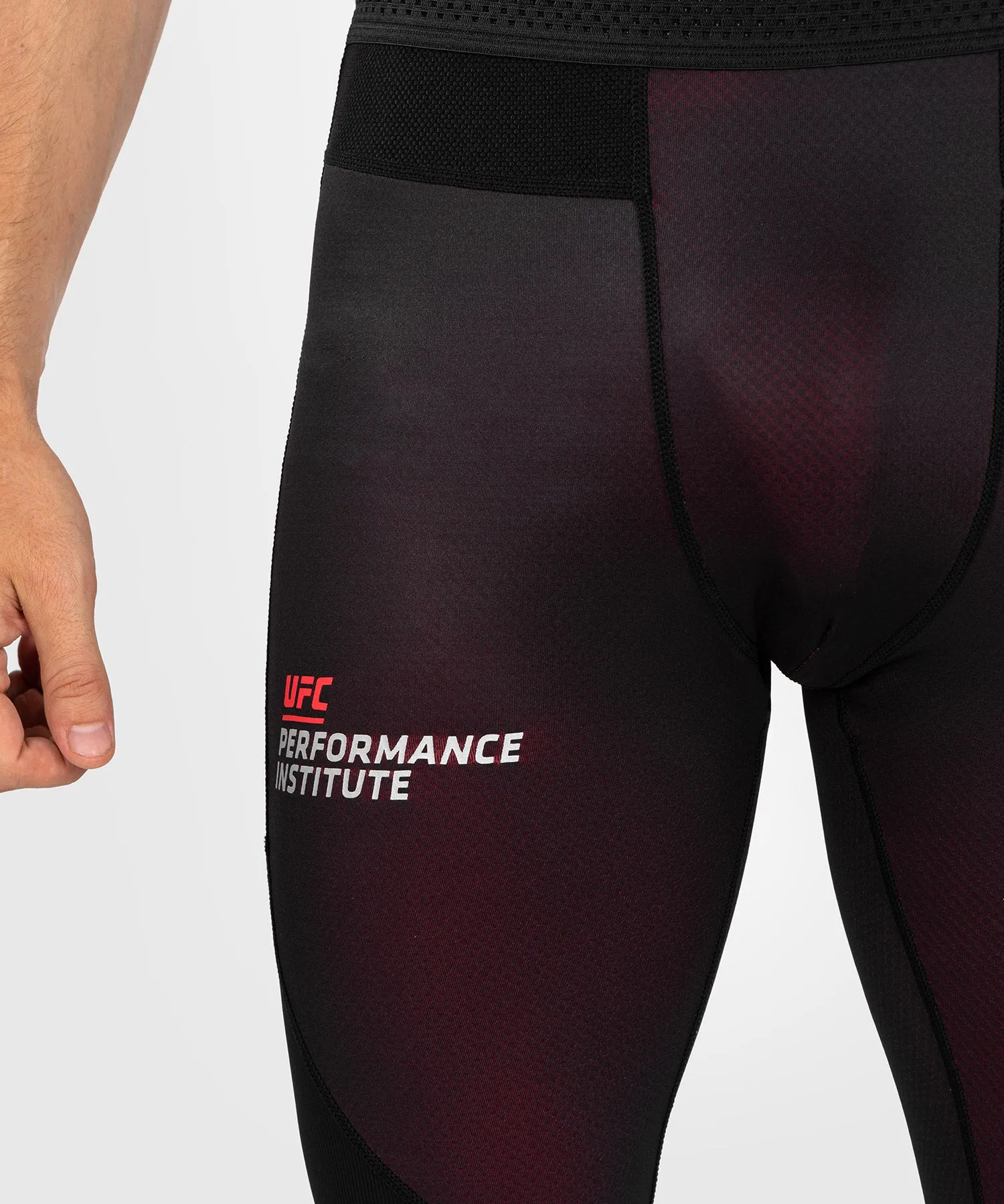 UFC PERFORMANCE INSTITUTE 2.0 MALLA DE HOMBRE  NEGRA/ROJA