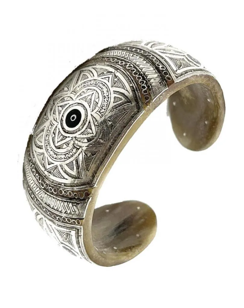 UNICAS PULSERAS PLATEADAS ANCHAS DE ASTA JOYAS AFRICANAS