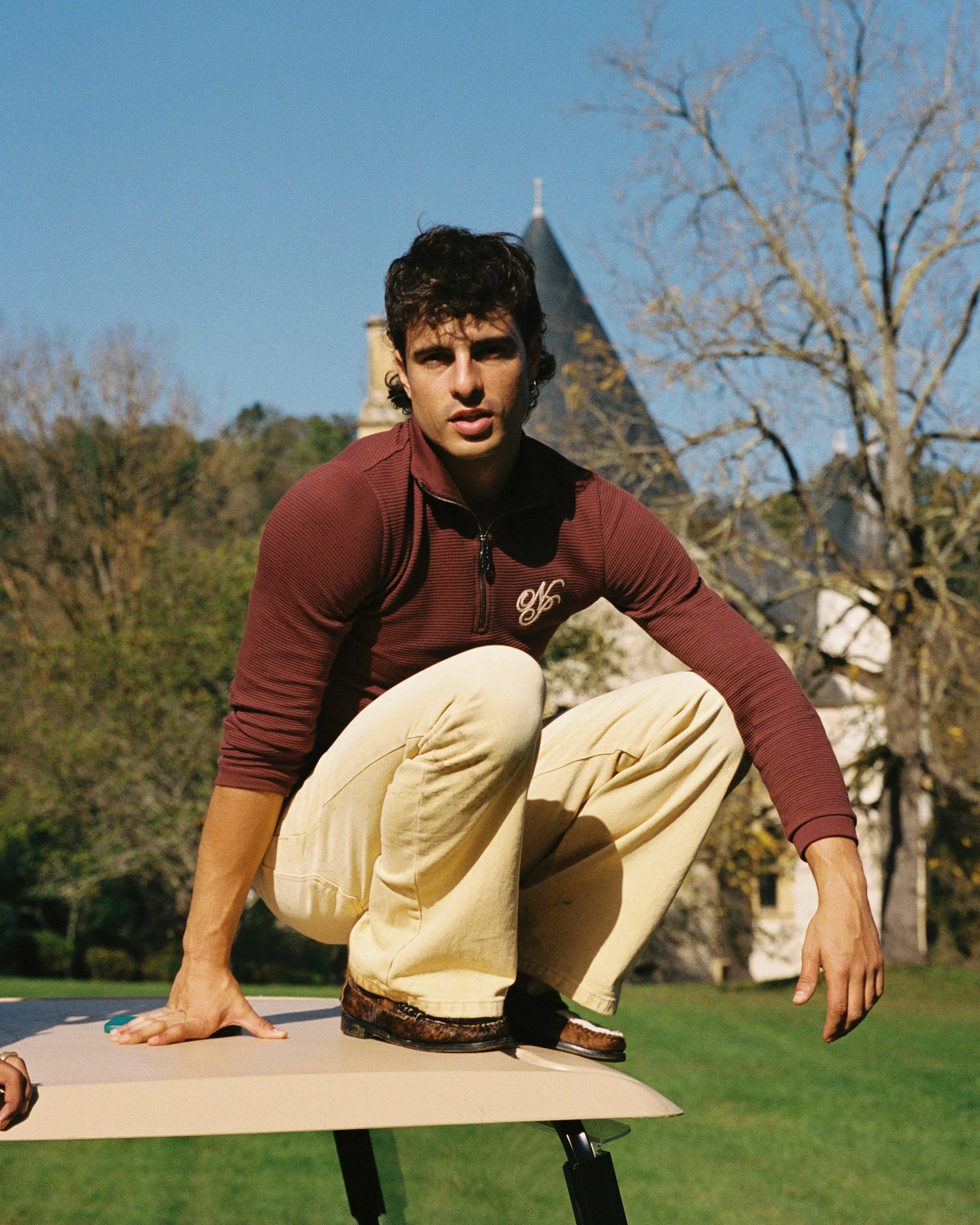 VERSAILLES LONGSLEEVE TEE BURGUNDY