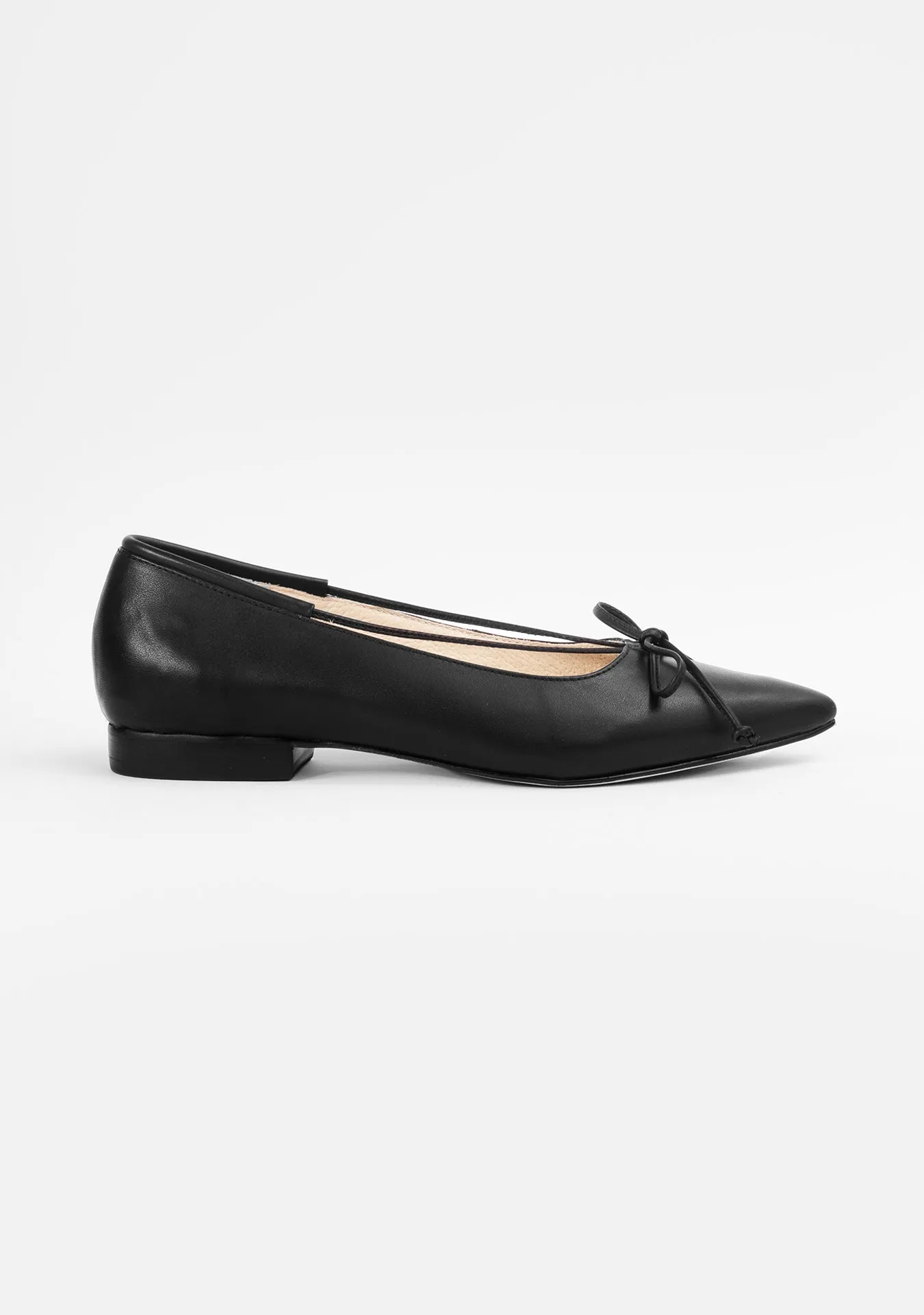 Vinci Shoes Carlota Black Ballerinas