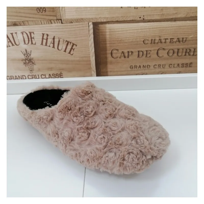 Zapatilla Casa Sra. Garzón. Pelo remolinos Beige 5500