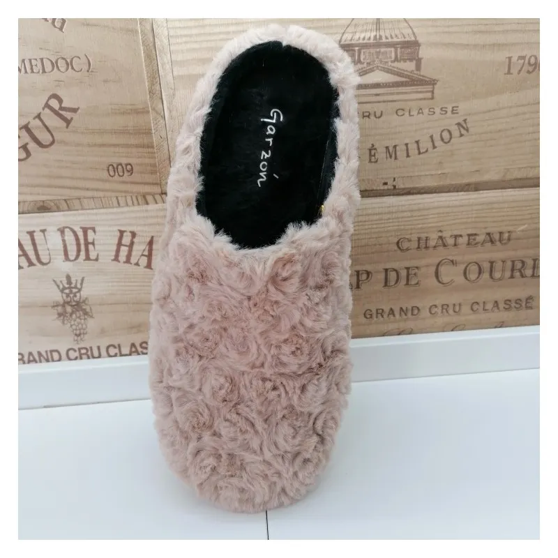 Zapatilla Casa Sra. Garzón. Pelo remolinos Beige 5500