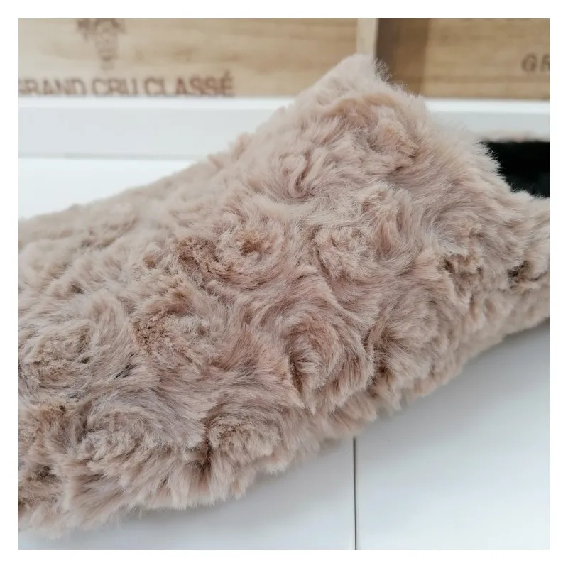 Zapatilla Casa Sra. Garzón. Pelo remolinos Beige 5500