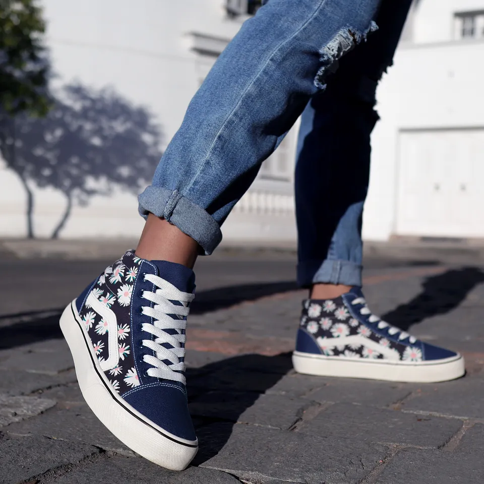 Zapatilla de Lona Vieja Eskuela Botánica Azul